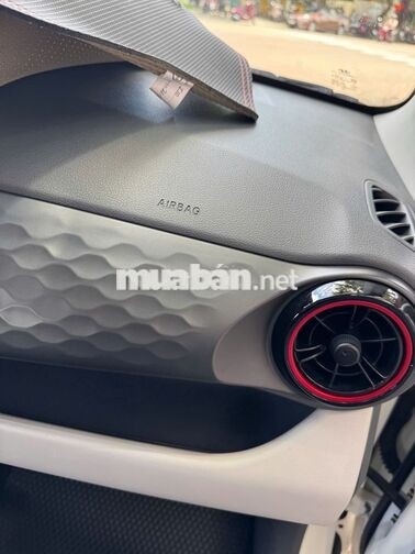 Hyundai i10 2021 bản full số tự động Trắng