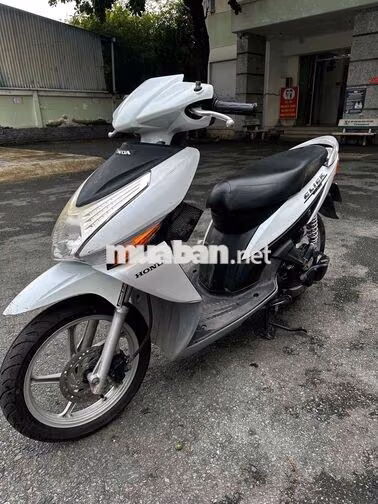 Honda Click Trắng
