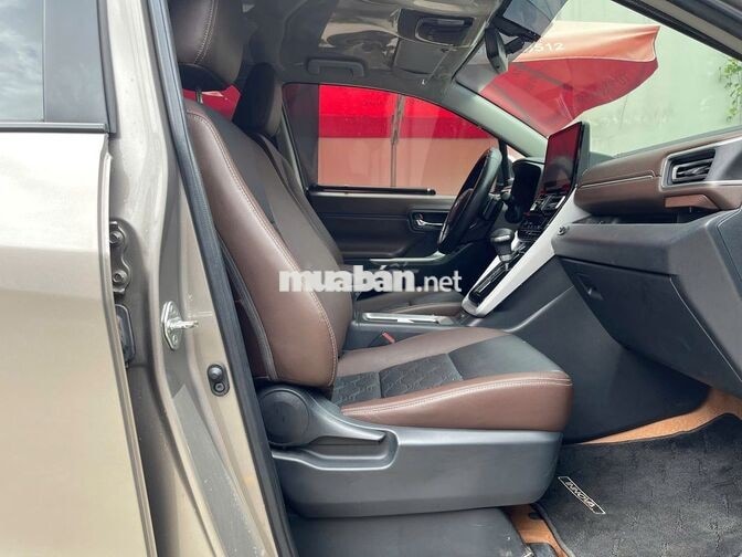 Toyota Innova Cross V 2024 Nâu 51.302 km
