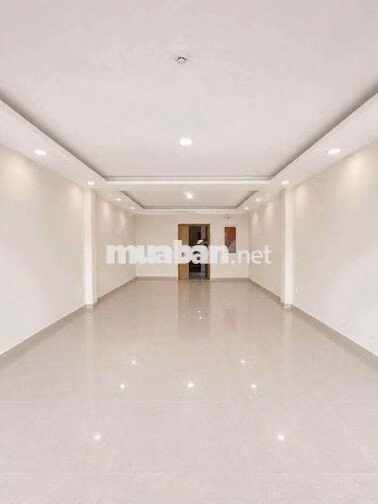 tòa văn phòng 2 mặt tiền Lý Thường Kiệt, giao tô hiến thành
