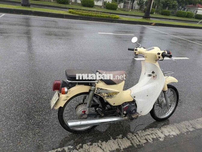 Honda Cub 2018 Vàng kem