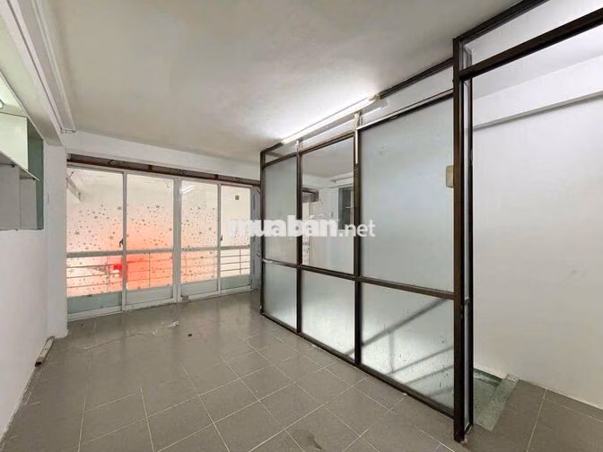 Cho thuê nhà gần 163 Tô Hiến Thành Quận 10 13 triệu
