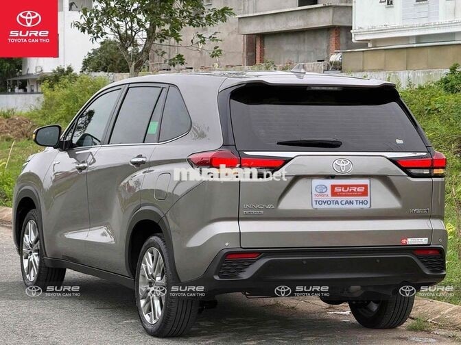 Toyota Innova Cross Hybrid 2025 siêu lướt