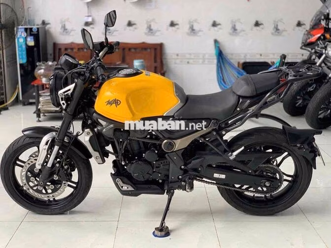 GPX MAD 300 2021 Vàng