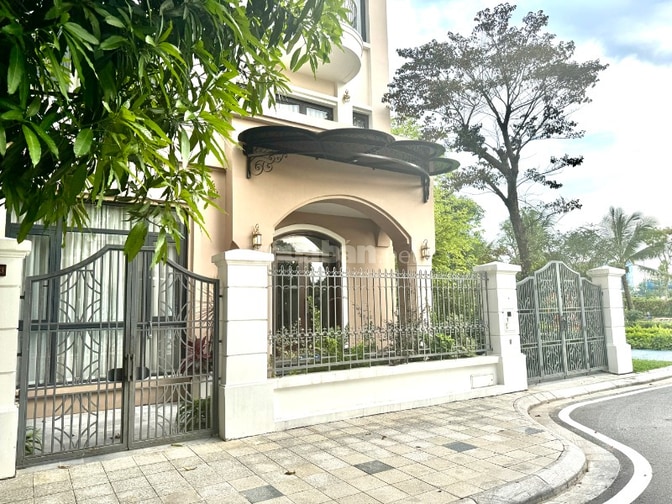 cần bán biệt thự đơn lập, căn góc, Cọ Xanh 2-173, DT 210m2, Giá 45 Tỷ
