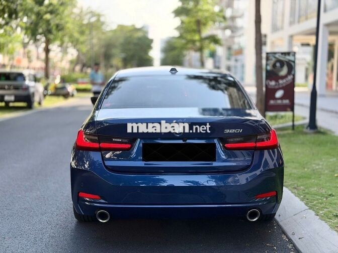 BMW 320i Sportline model 2024