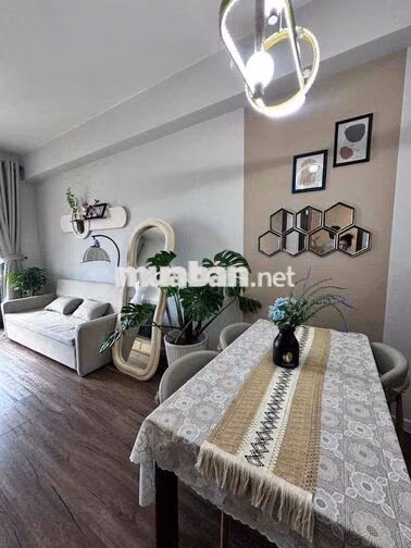 Cho thuê căn hộ 2 Phòng ngủ full nội thất cao cấp