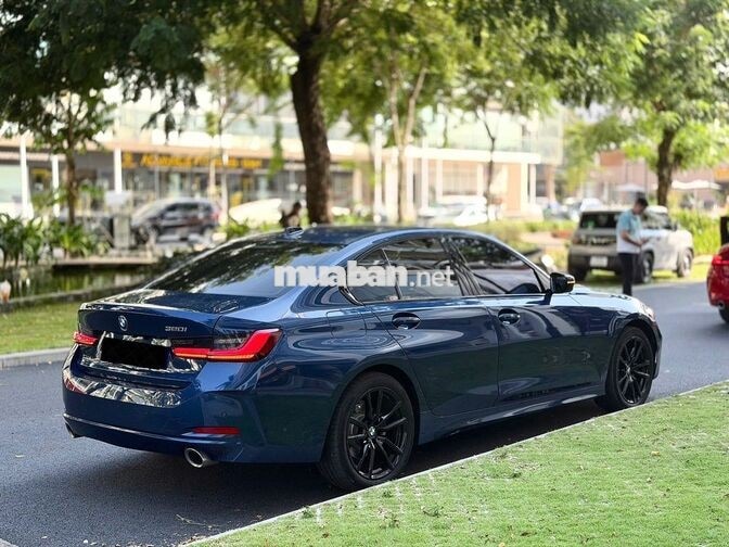BMW 320i Sportline model 2024