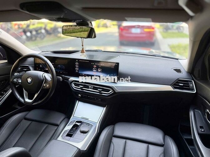 BMW 320i Sportline model 2024