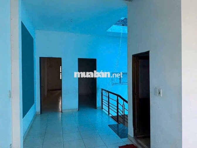 NHÀ GẦN KHU NAM LONG, DT 5*20, TRỆT 2LẦU, 3PN, SÂN XE HƠI 