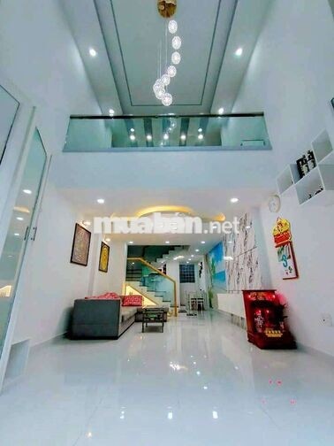 PHẠM HÙNG – NHÀ ĐẸP88 m2  HẺM 6M – XE HƠI NGỦ TRONG NHÀ – CHỈ 5TYxx!