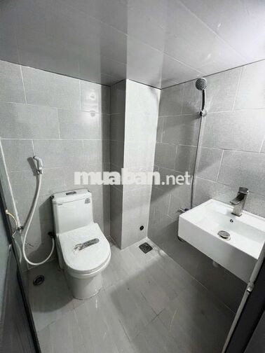 Căn hộ 2PN - Ban Công, Đại Học Văn Lang, Đặng Thùy Trâm, Bình Thạnh