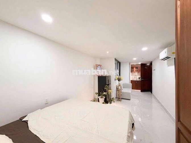 KHAI TRƯƠNG STUDIO CỬA SỔ CỰC THOÁNG FULL NT AN NINH NGAY HVHK, HUFLIT