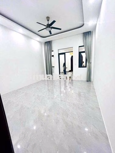 CHO THUÊ NHÀ TRỆT 2 LẦU MỚI ĐẸP KHU DÂN CƯ HƯNG PHÚ
