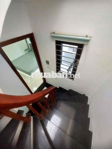 Cho Thuê Nguyên Căn 5 tầng, 3 PN, 4VS full nội thất, lh ***