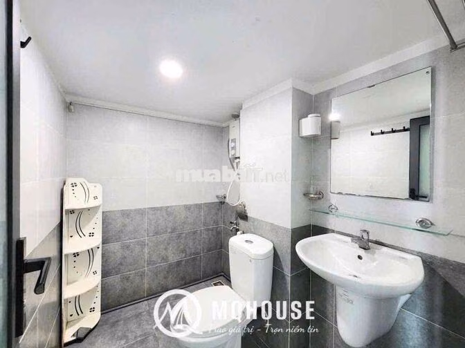 Cho thuê căn hộ studio ban công 35m2 chỉ 6tr5 gần ĐH UFM, PHÚ MỸ HƯNG
