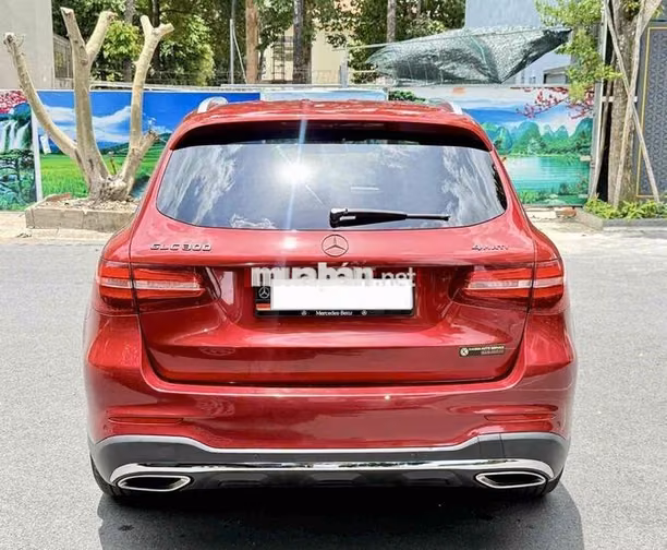 Mercedes-Benz GLC300 4Matic 2018 Đỏ