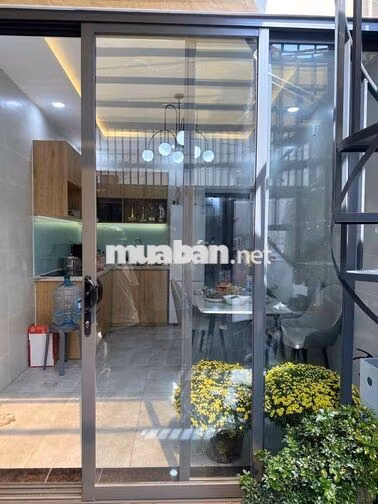 CHÍNH CHỦ CHO THUÊ TẦNG TRỆT FULL NỘI THẤT TIỆN NGHI
