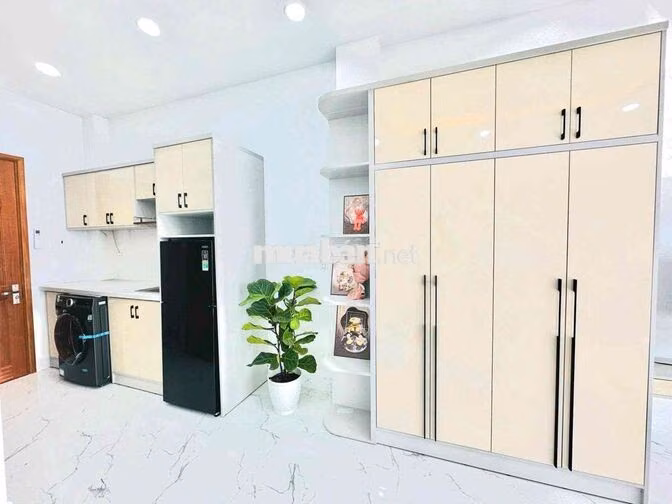 Cho thuê căn hộ studio ban công 35m2 chỉ 6tr5 gần ĐH UFM, PHÚ MỸ HƯNG
