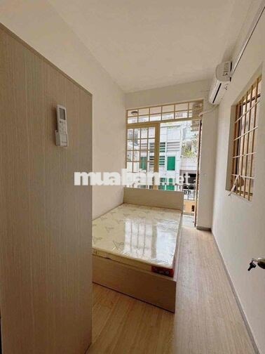 VỀ QUÊ PASS GẤP CĂN HỘ 2PN BAN CÔNG 60m2 Ở 4 NGƯỜI 4 XE NGAY QUẬN 10