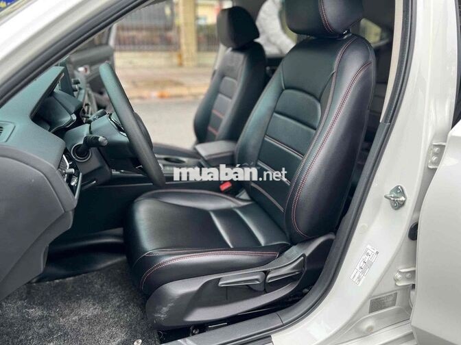 Honda Civic Gen 11 2021 Trắng odo 8 vạn