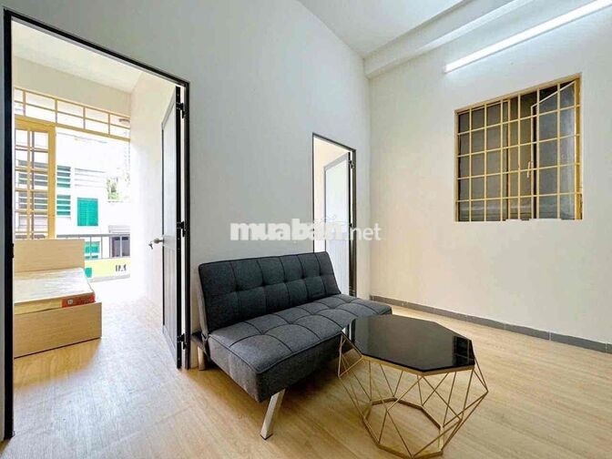 VỀ QUÊ PASS GẤP CĂN HỘ 2PN BAN CÔNG 60m2 Ở 4 NGƯỜI 4 XE NGAY QUẬN 10