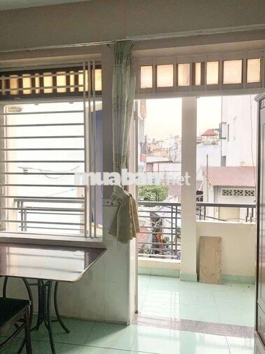 Phòng trọ Gò Vấp ngay trung tâm, chỉ 2p tới Công viên Làng Hoa.