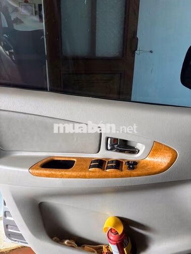 Toyota Innova 8 chỗ Bạc 163872 km