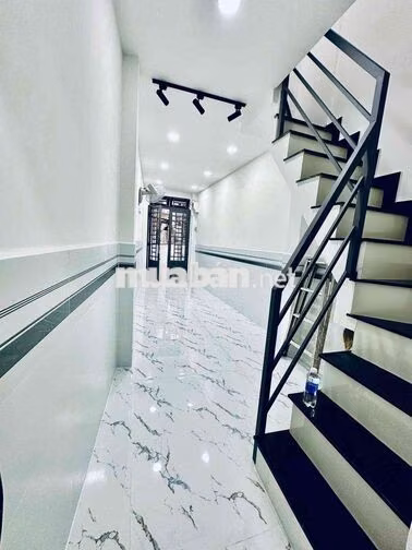 Đối Diện Chợ Rạch Ông 2Tầng 2 Phòng Ngủ Sổ Hồng Riêng