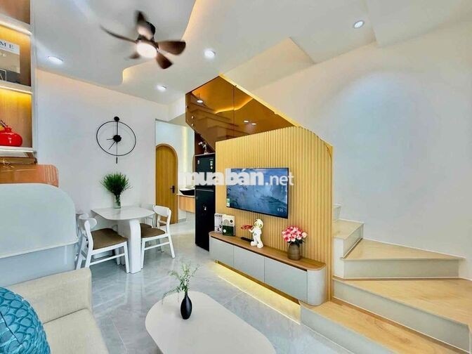 Nhỉnh 5 Tỷ - HẺM XE HƠI 7 CHỖ QUAY ĐẦU - Ngay CHỢ CÂY QUÉO BÌNH THẠNH