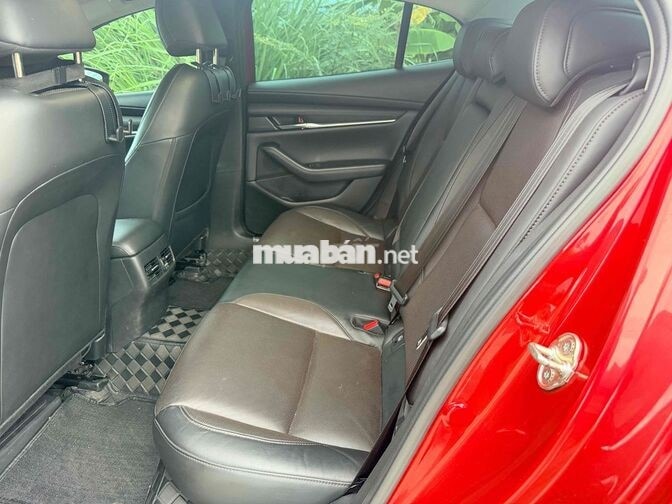 Mazda Mazda 3 Luxury 2025 Đỏ 2 vạn km