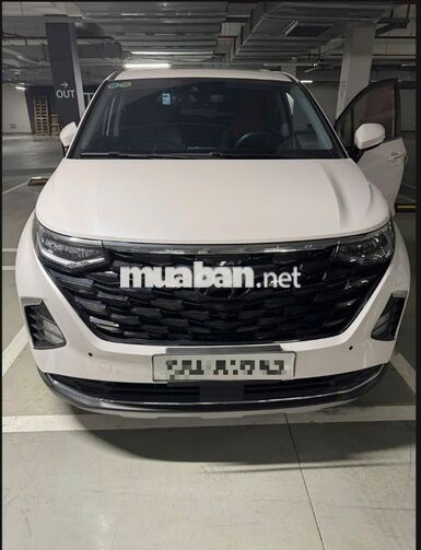 Hyundai 2.0T - Xe 7 chỗ Trắng 12541 km