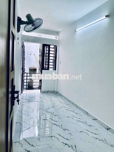 Đối Diện Chợ Rạch Ông 2Tầng 2 Phòng Ngủ Sổ Hồng Riêng