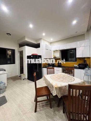 🔥 CĂN HỘ PENTHOUSE - 2PN/2WC, CĂN GÓC XIÊU ĐẸP CẦN CHO THUÊ / DT 250M2