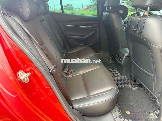 Mazda Mazda 3 Luxury 2025 Đỏ 2 vạn km