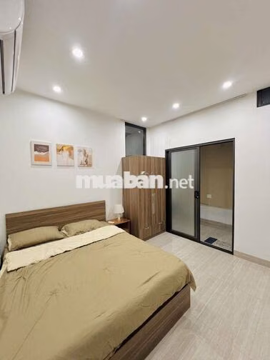 🔥 CĂN HỘ PENTHOUSE - 2PN/2WC, CĂN GÓC XIÊU ĐẸP CẦN CHO THUÊ / DT 250M2