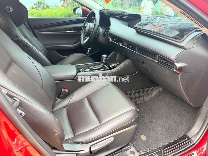 Mazda Mazda 3 Luxury 2025 Đỏ 2 vạn km