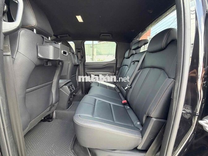 FORD WILDTRAK 2025, SIÊU LƯỚT, 350 TRIỆU NHẬN XE