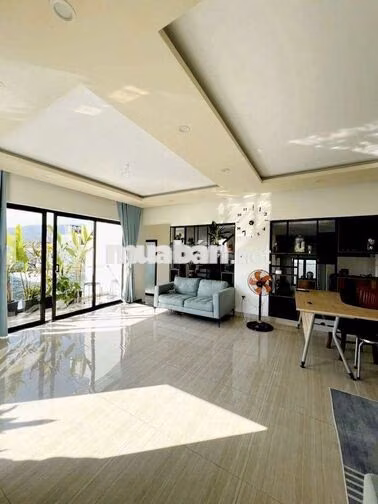 🔥 CĂN HỘ PENTHOUSE - 2PN/2WC, CĂN GÓC XIÊU ĐẸP CẦN CHO THUÊ / DT 250M2