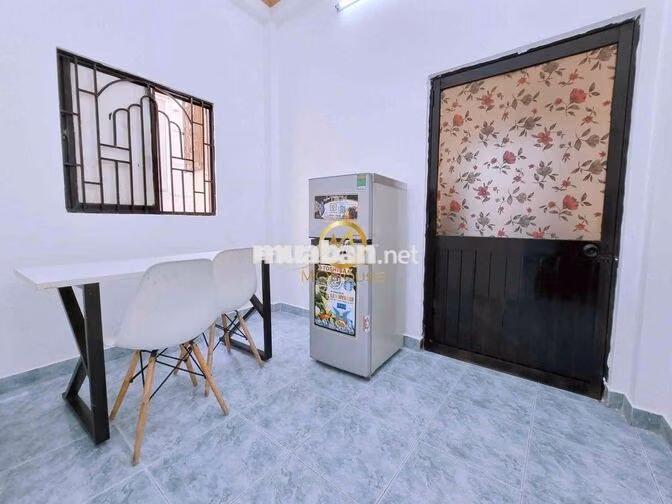 Cho Thuê Phòng 2PN Đi Bộ Qua ĐH Kinh Tế UEH - Gần ĐH Hoa Sen Quận 10