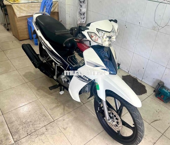 Yamaha Sirius Trắng Xanh mâm đĩa rất đẹp !