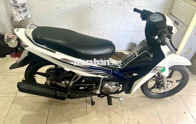 Yamaha Sirius Trắng Xanh mâm đĩa rất đẹp !