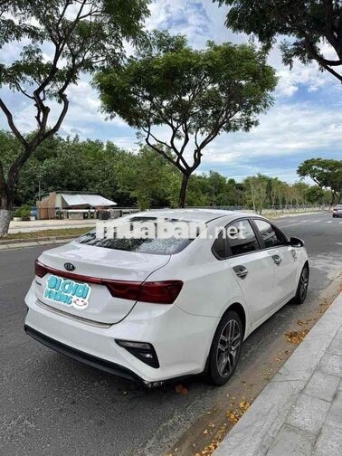 Kia Cerato 2019 Số sàn Trắng