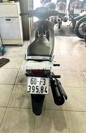 Yamaha Sirius Trắng Xanh mâm đĩa rất đẹp !