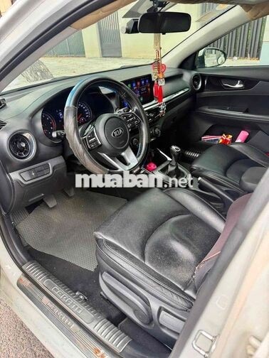 Kia Cerato 2019 Số sàn Trắng
