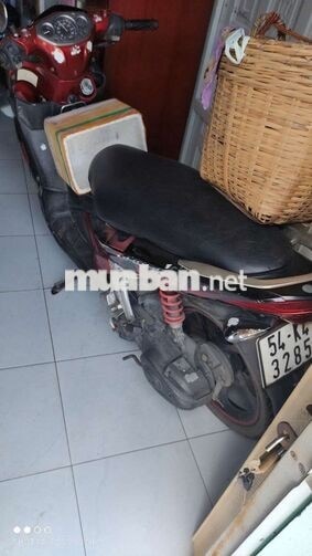 Yamaha Novo 4 Đỏ đen