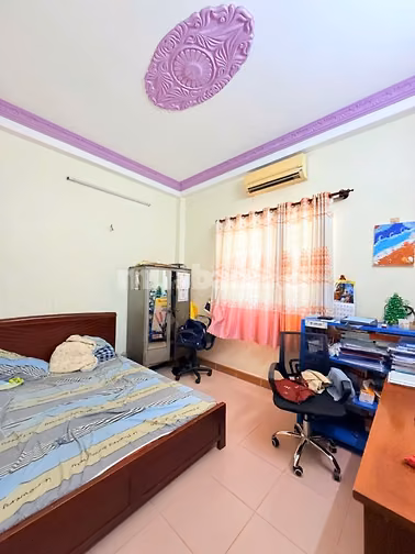 Bán nhà MTKD Đường DC7-Tân Phú.DT 4x14- Đúc 4 Tấm CÒN MỚI- nhỉnh 8 TỶ