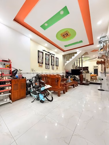 Bán nhà MTKD Đường DC7-Tân Phú.DT 4x14- Đúc 4 Tấm CÒN MỚI- nhỉnh 8 TỶ