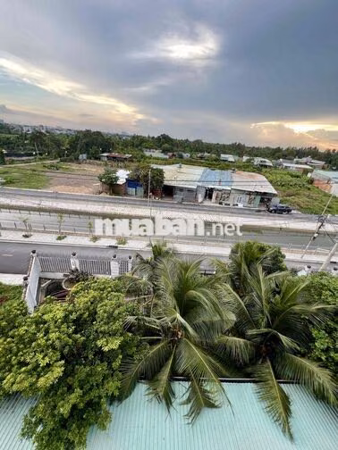 Cho Thuê Nguyên Biệt Thự DT 800m2 1Trệt 3Lầu 6Pn 5Wc Sân Vườn Y Hình