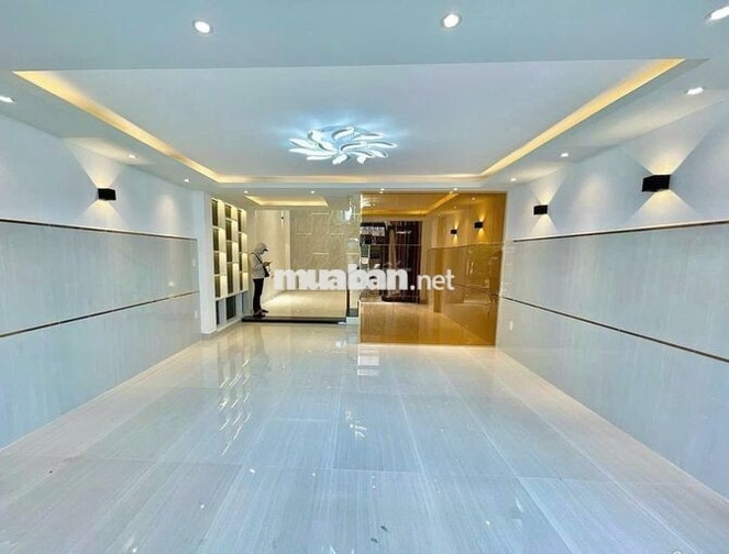 Cho thuê gấp nhà MT 6A Đường Số 3 Cư Xá Đô Thành, Phường 4, Quận 3 